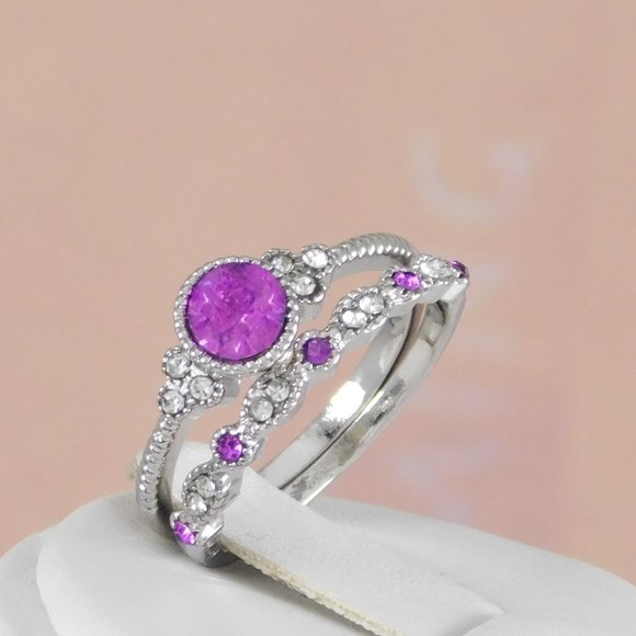 Purple Orchid Rhinestone Victorian Style Ring Set - Picture 1 of 2